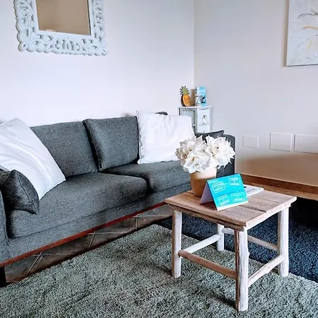 Boutique No 24 With Sea View And Large Pool Appartement *