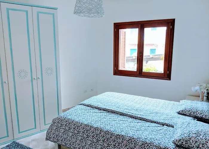 Boutique No 24 With Sea View And Large Pool